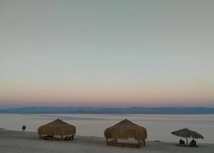 Luxury tent Valley Camp *